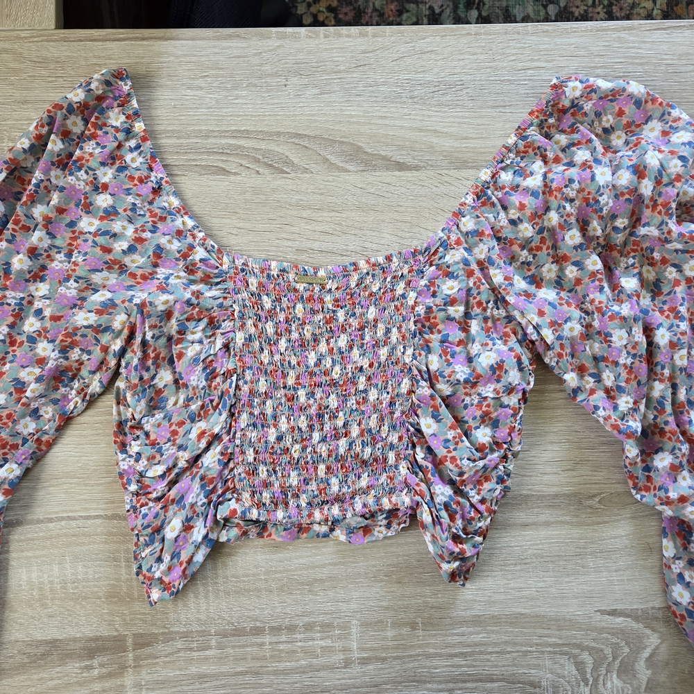Billabong White and Pink Puff Sleeve Smocked Blouse